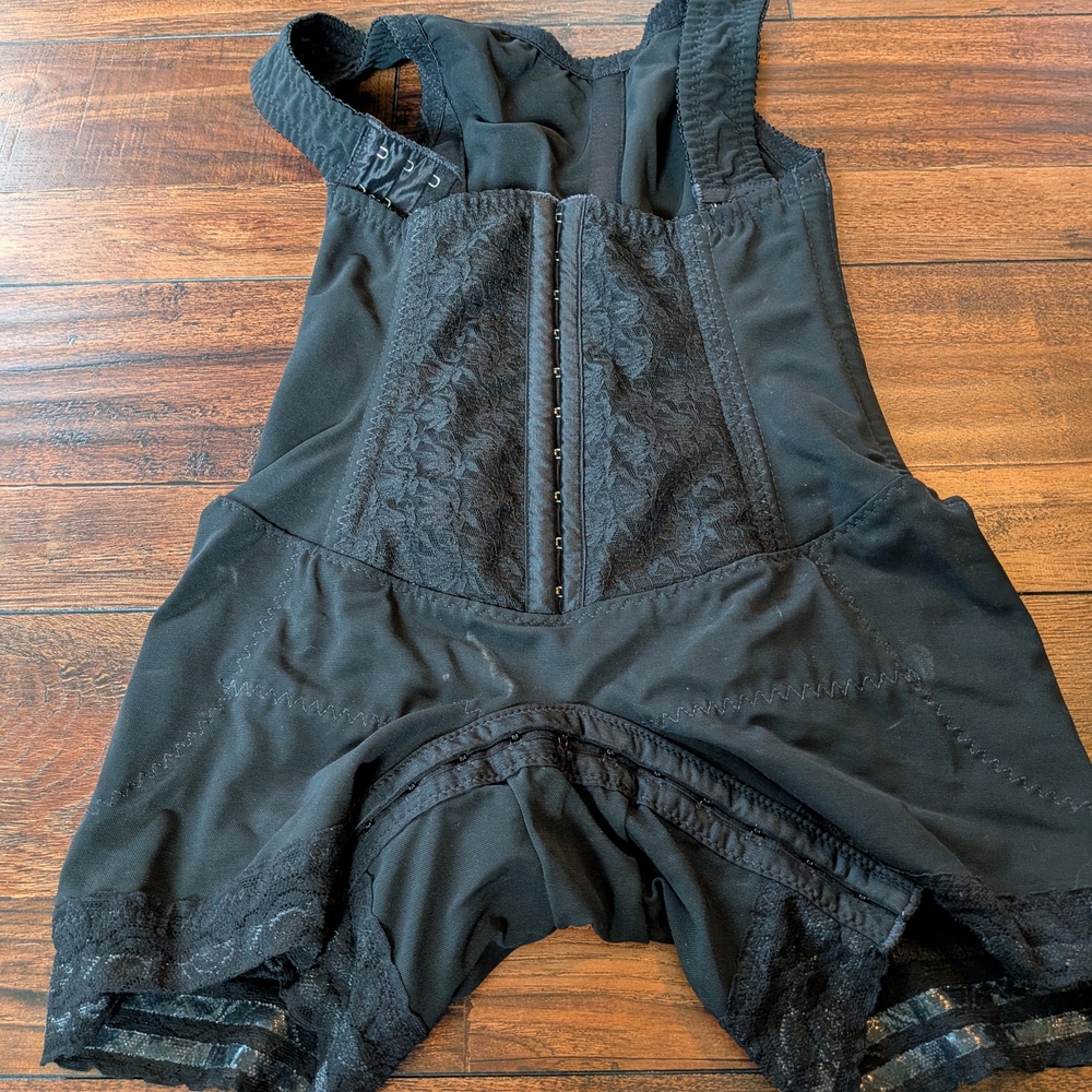 Elegant Black Women's Bodysuit